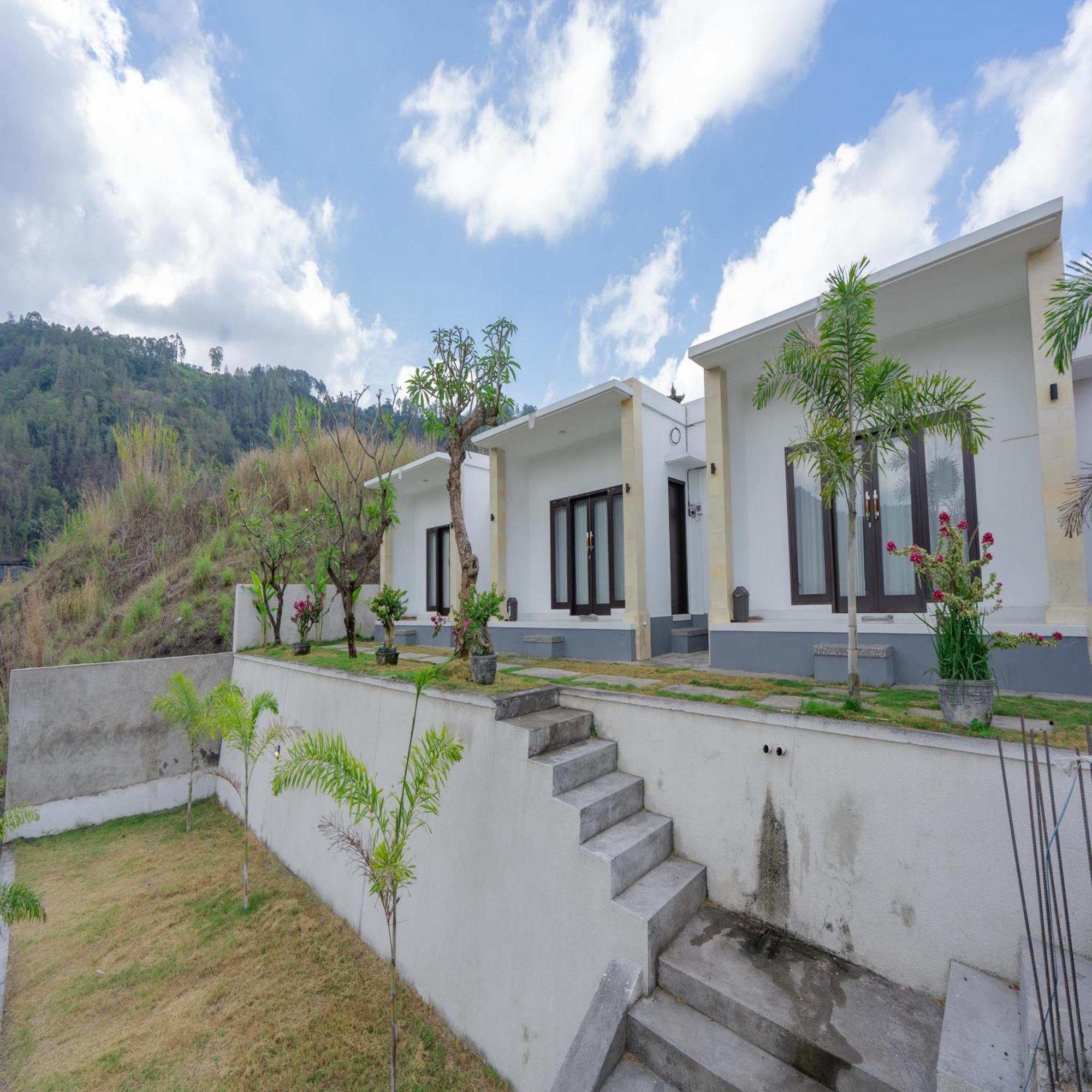 Batur Kencana Villa Mitra Reddoorz Baturaja  ภายนอก รูปภาพ