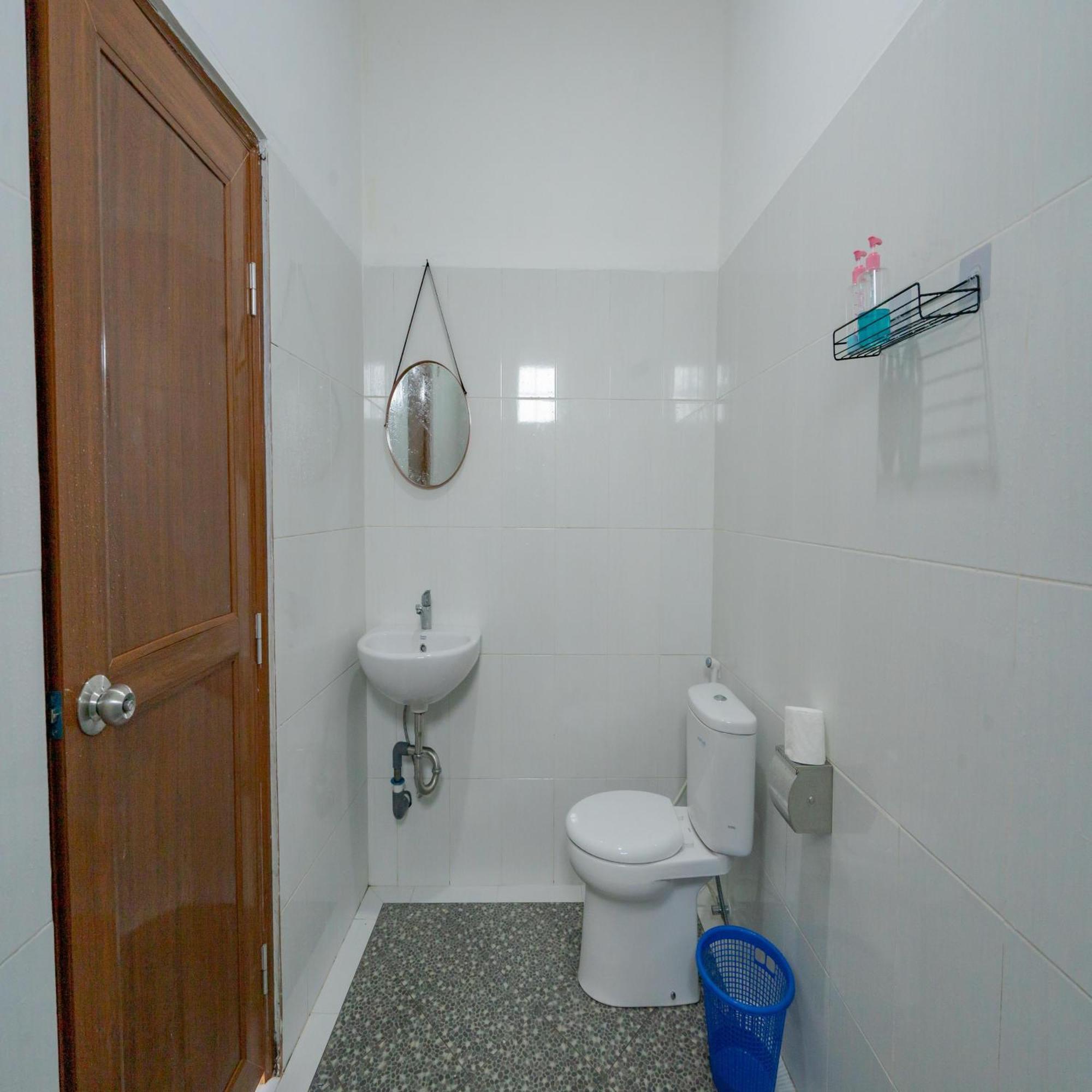 Batur Kencana Villa Mitra Reddoorz Baturaja  ภายนอก รูปภาพ