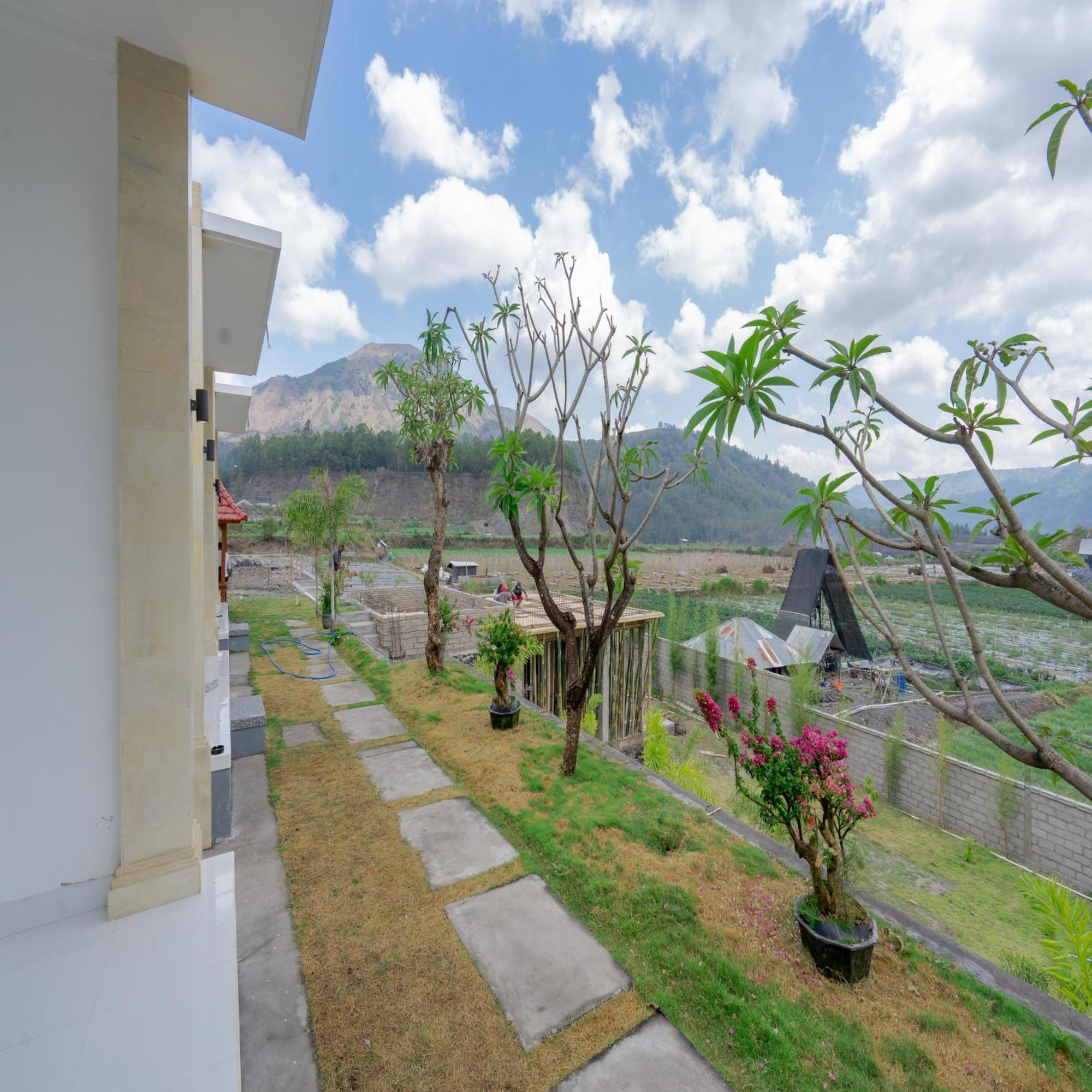 Batur Kencana Villa Mitra Reddoorz Baturaja  ภายนอก รูปภาพ